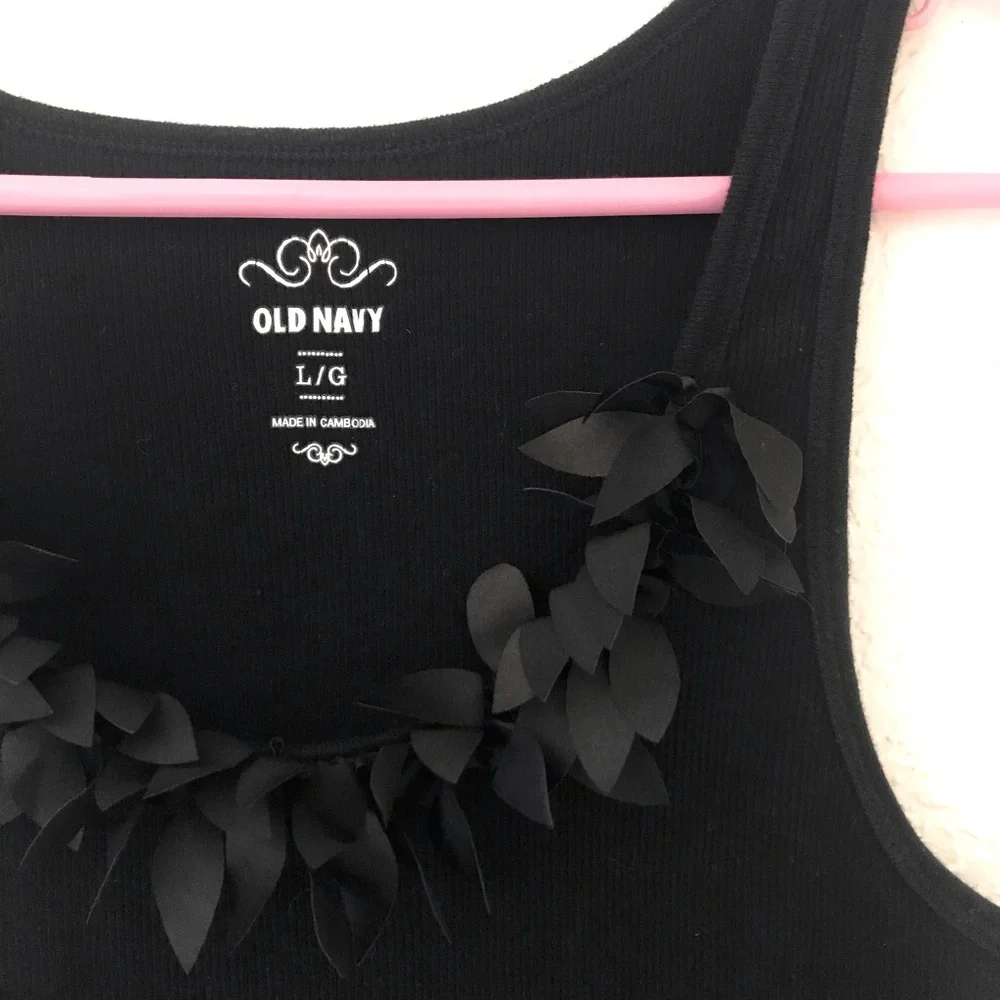 Old Navy Black Ribbed “Silky Leaves” Collar Tank Top Size Small Vintage Sz L EUC
